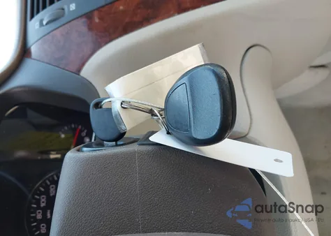 2006 Cadillac Dts Standard from USA, damaged, VIN 1G6KD57YX6U111617